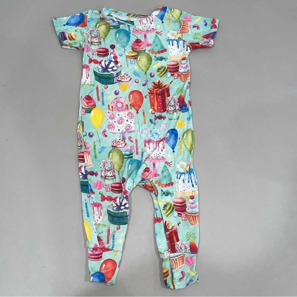 Posh Peanut Happy Birthday Short Sleeve
Romper 🎂🎈